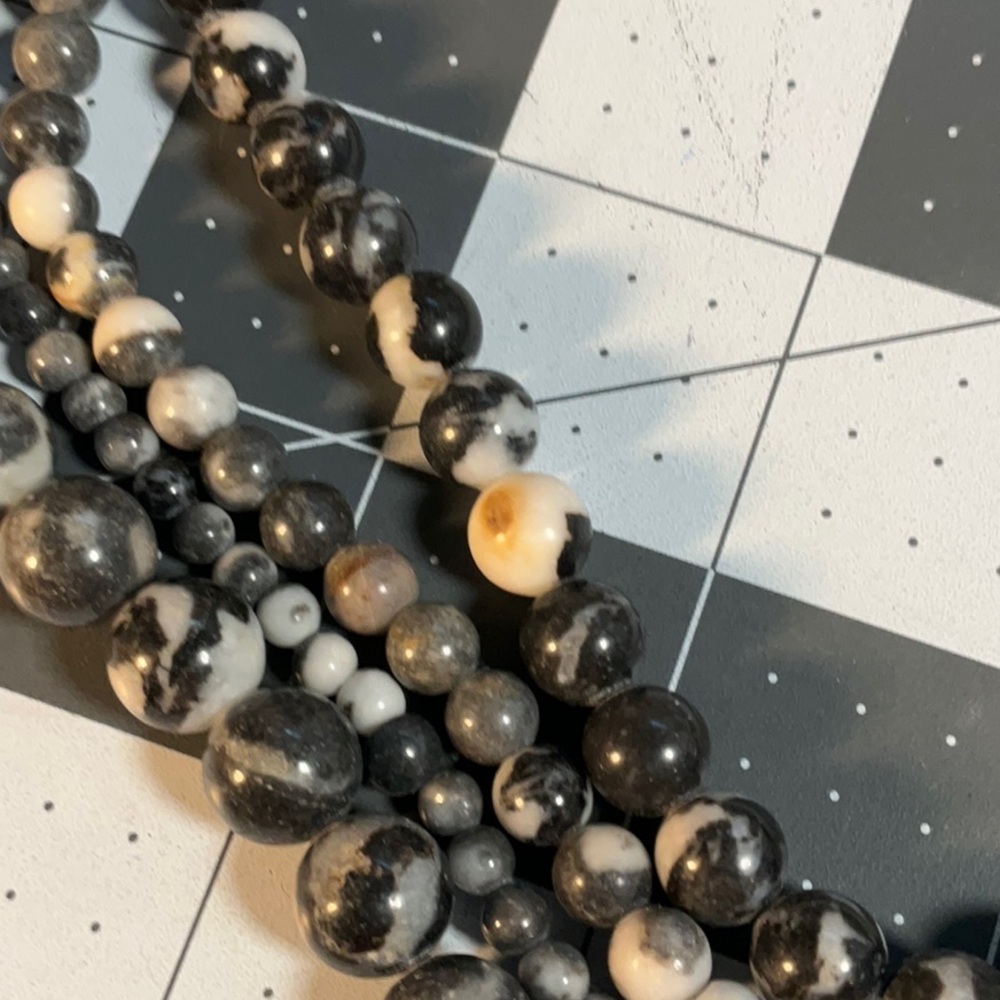 Set Zebra Stone Beads 10/8/6/4mm - Picture 3 of 3